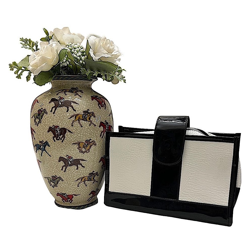 LANCÔME - BLACK WHITE PARIS PATENT COSMETIC POUCH - Picture 16 of 16